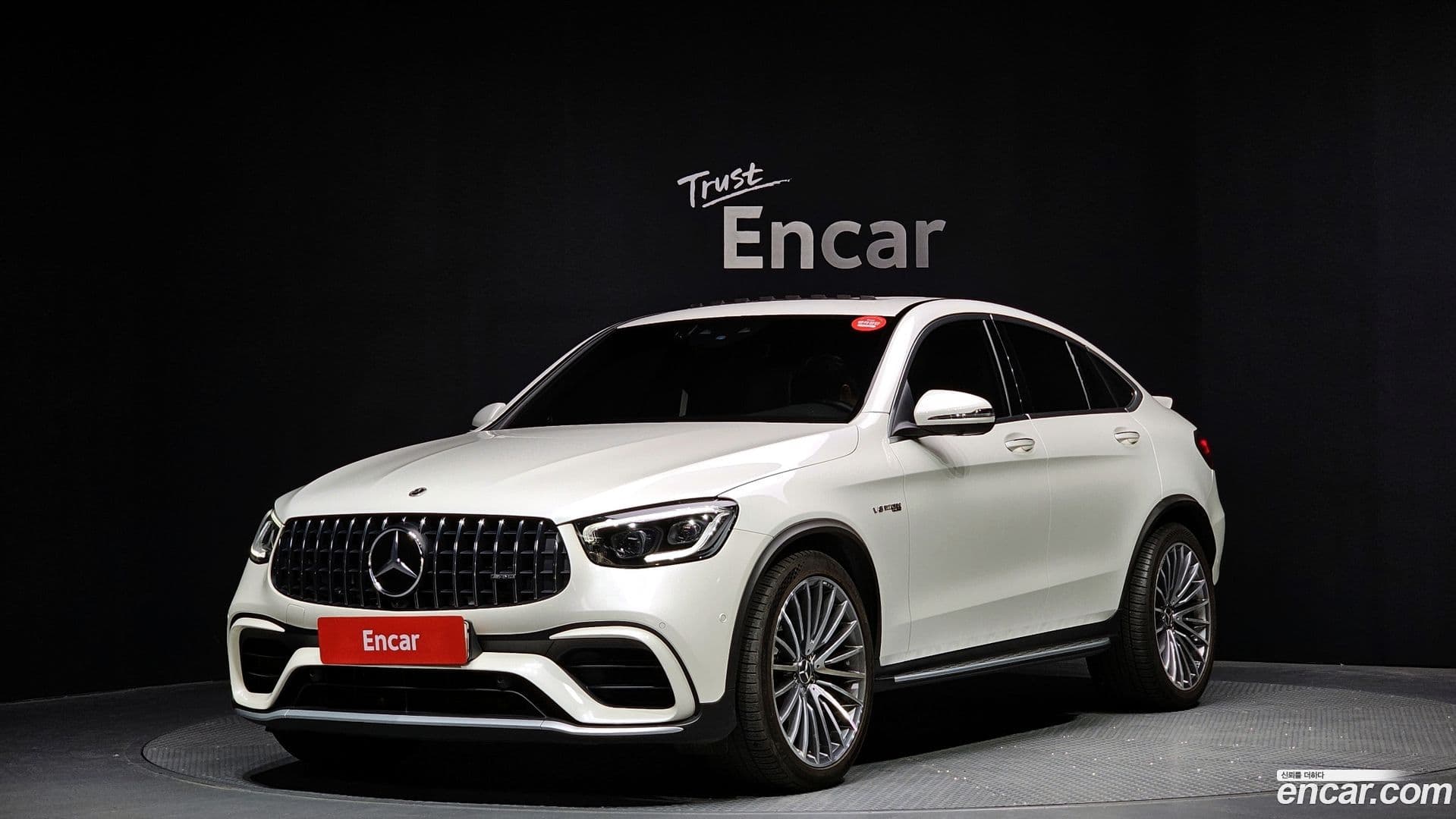 Main__Slider__Photo:GLC-Class Mercedes-Benz 2021.11-0
