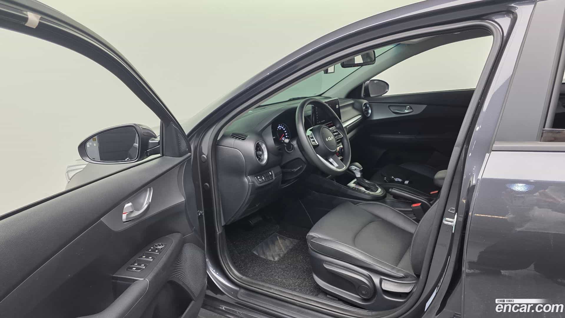 K3 Kia 2023.10-OPTION-015