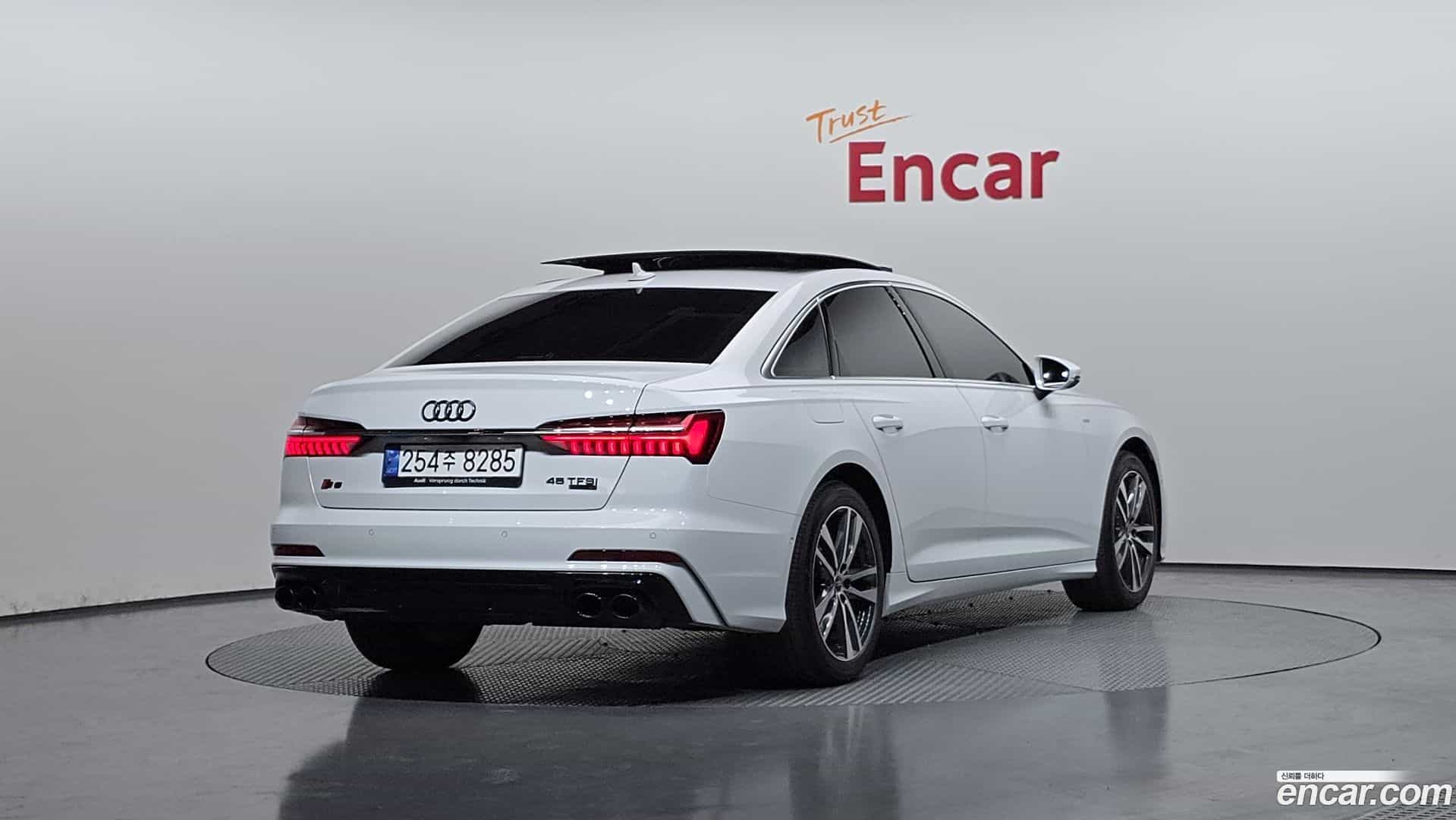A6 Audi 2022.10-OUTER-002