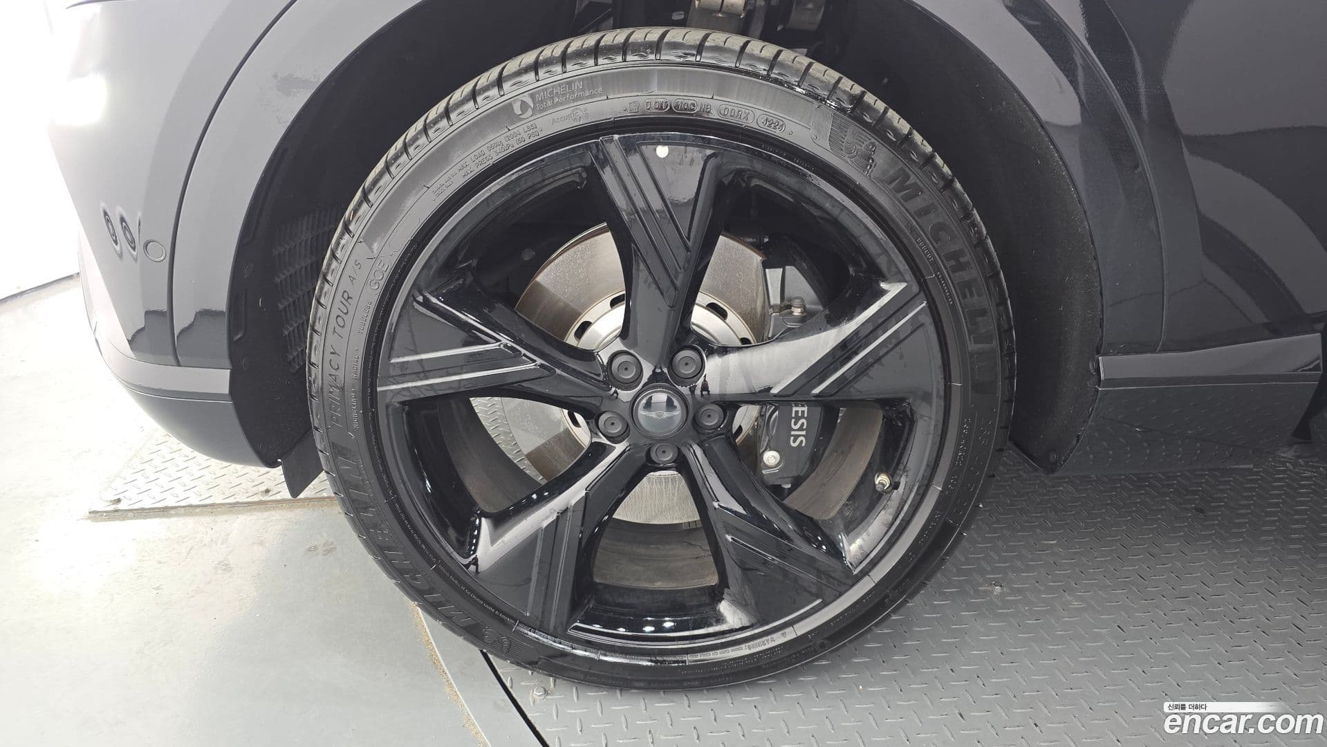 Main__Slider__Photo:GV80 Genesis 2025.0-4