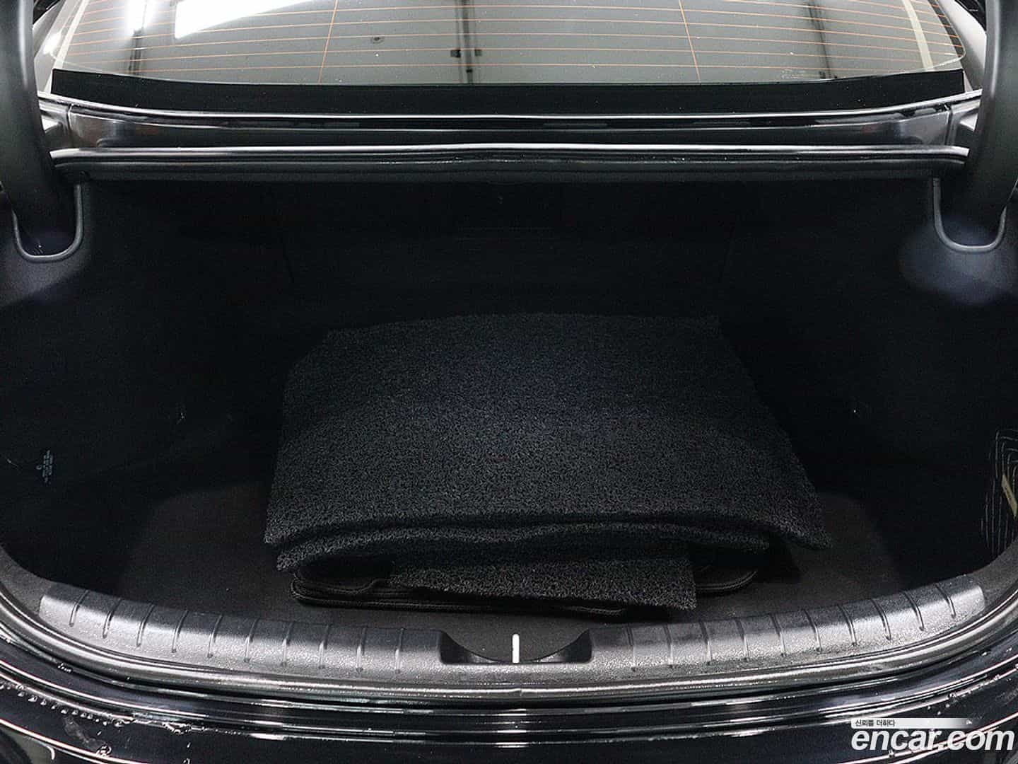 Grandeur Hyundai 2017.1-OUTER-005