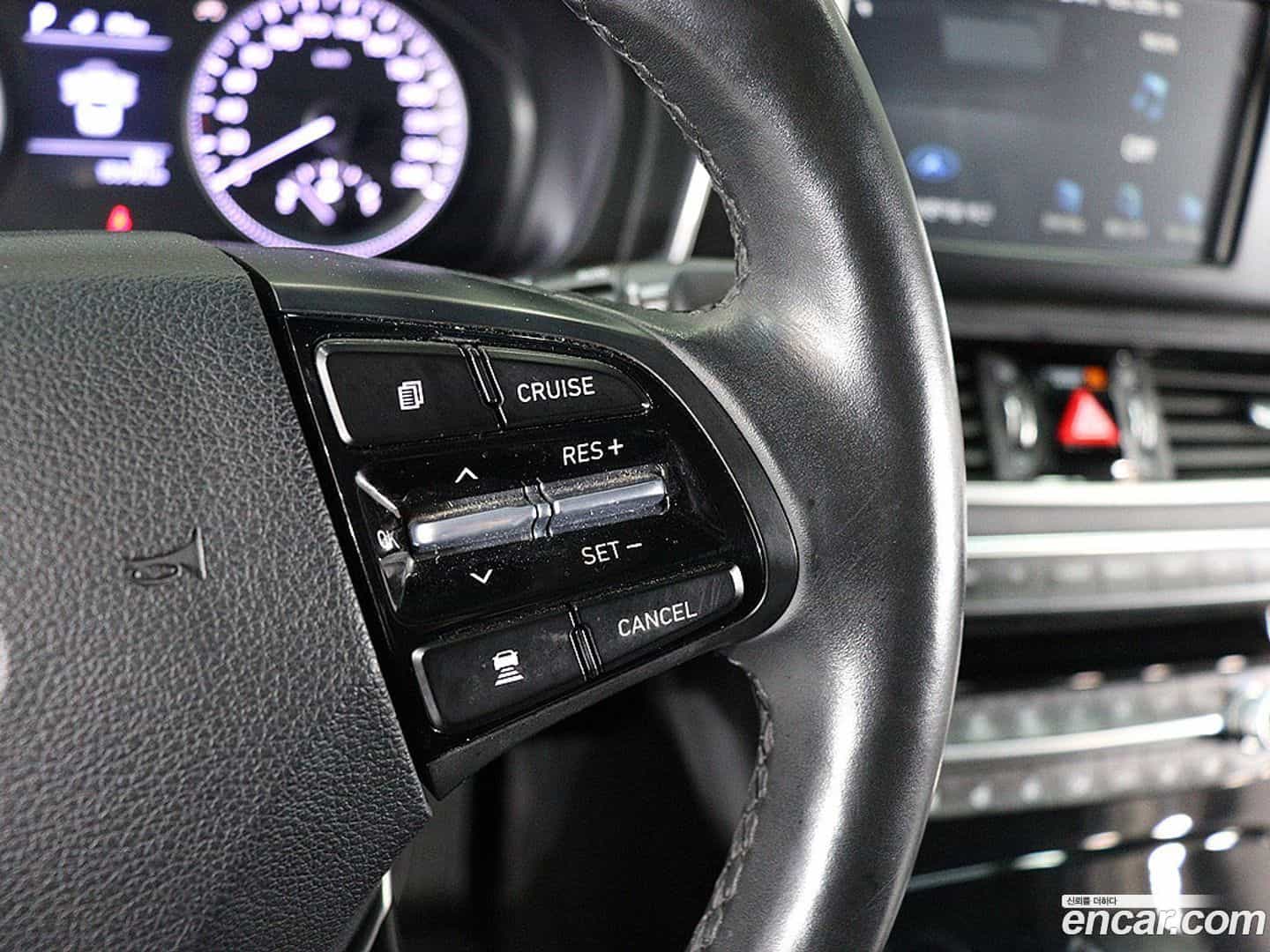 Grandeur Hyundai 2017.1-INNER-007