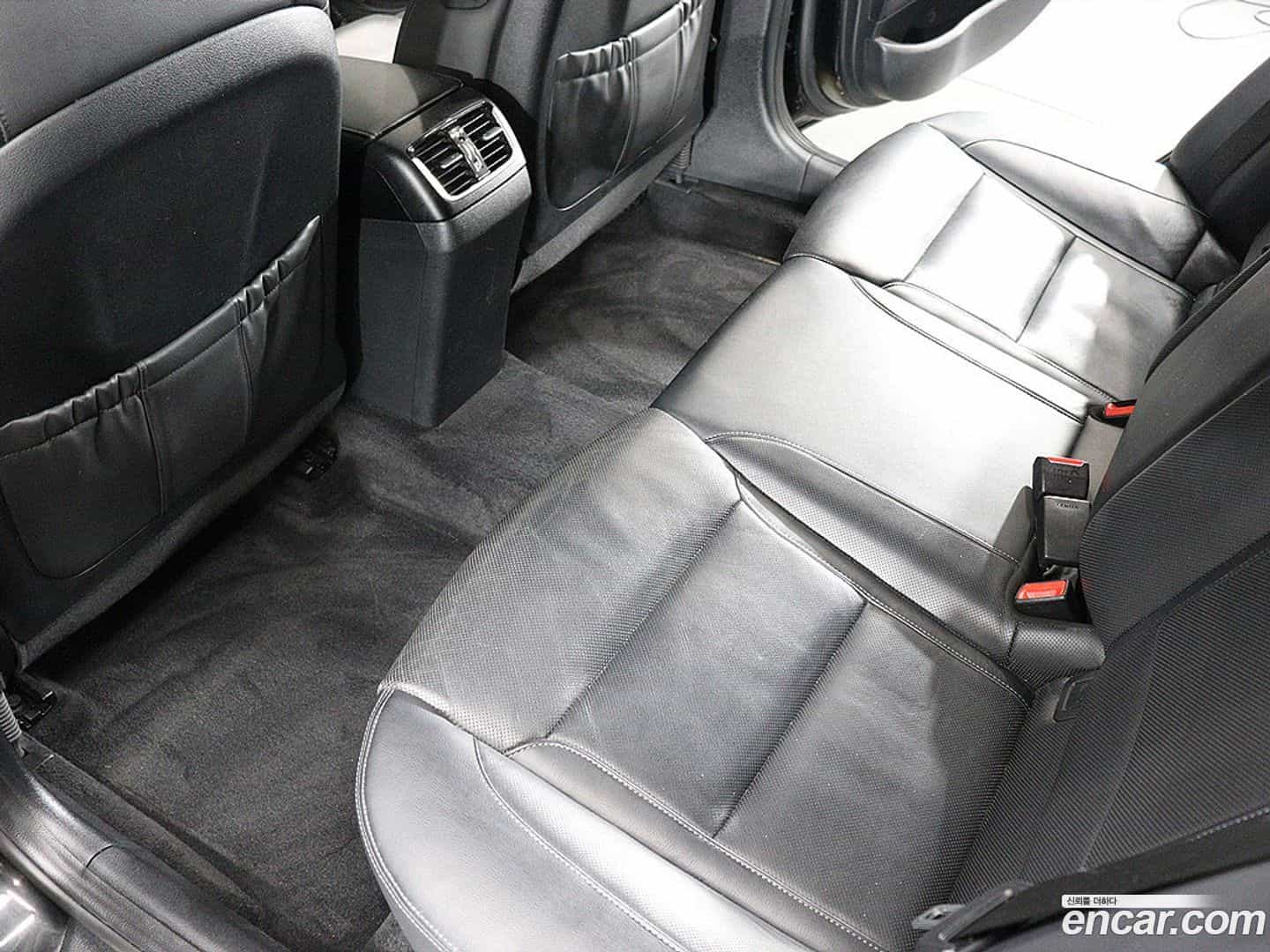Grandeur Hyundai 2017.1-OPTION-019