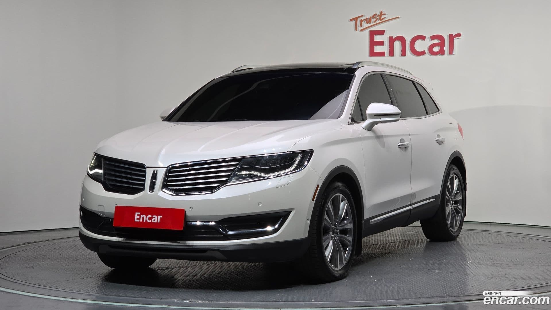 Main__Slider__Photo:MKX Lincoln 2017.8-0