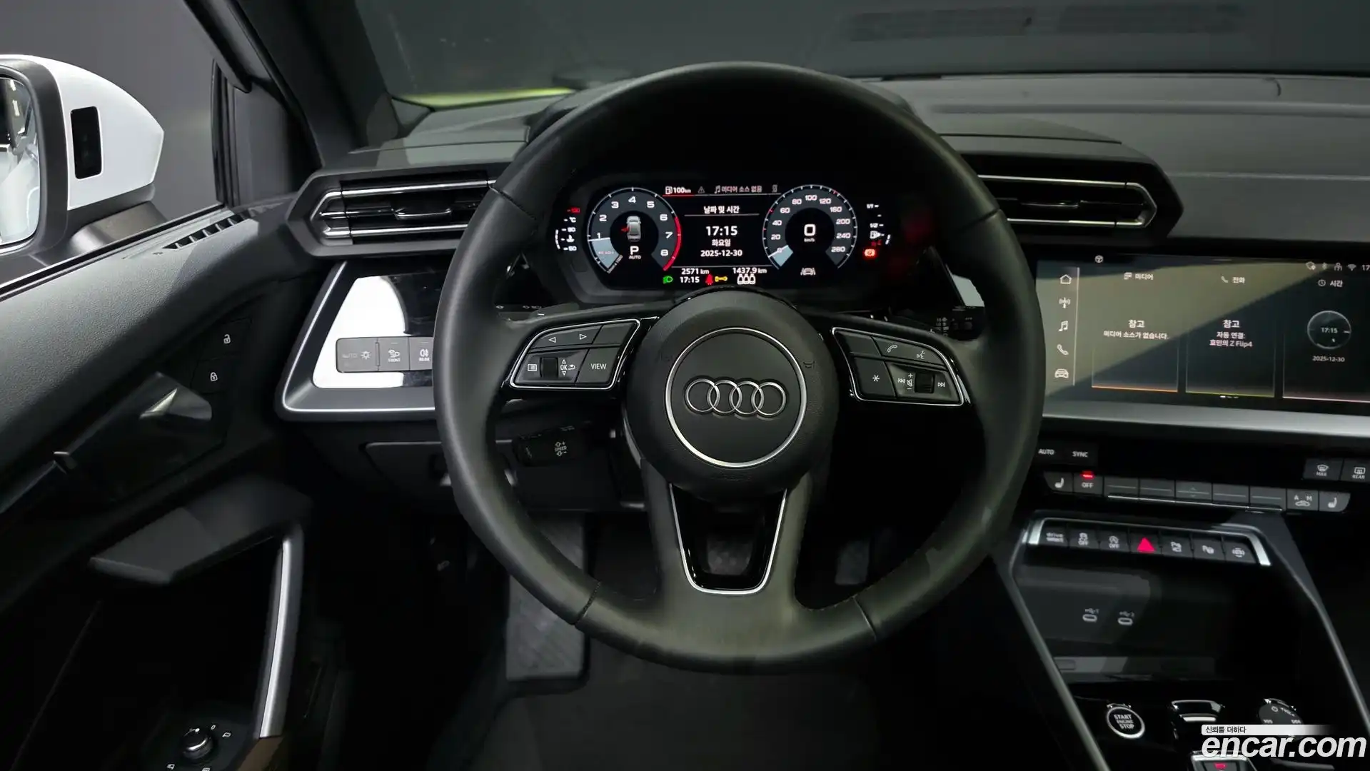 A3 Audi 2025.4-OPTION-017