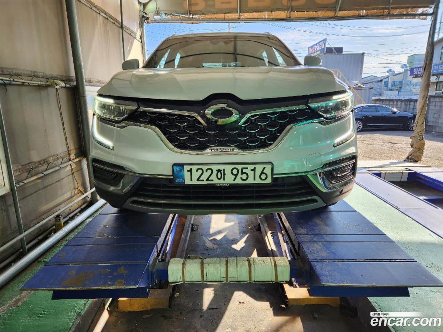 Main__Slider__Photo:QM6 Renault Korea 2021.11-0