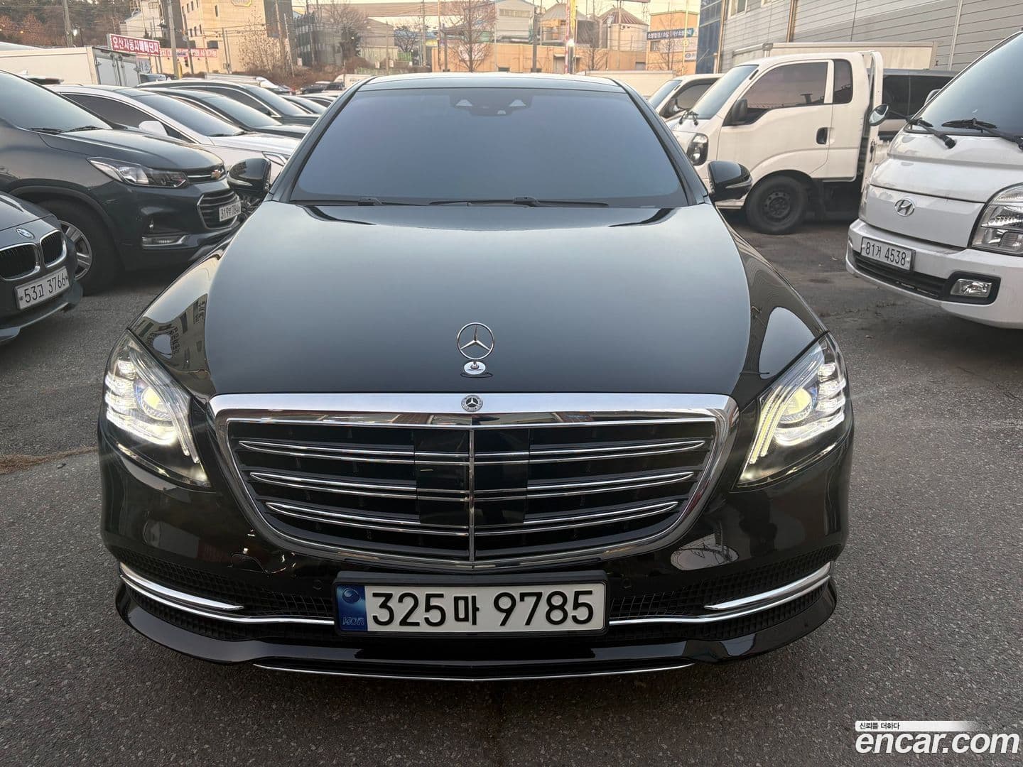 Main__Slider__Photo:S-Class Mercedes-Benz 2019.3-0