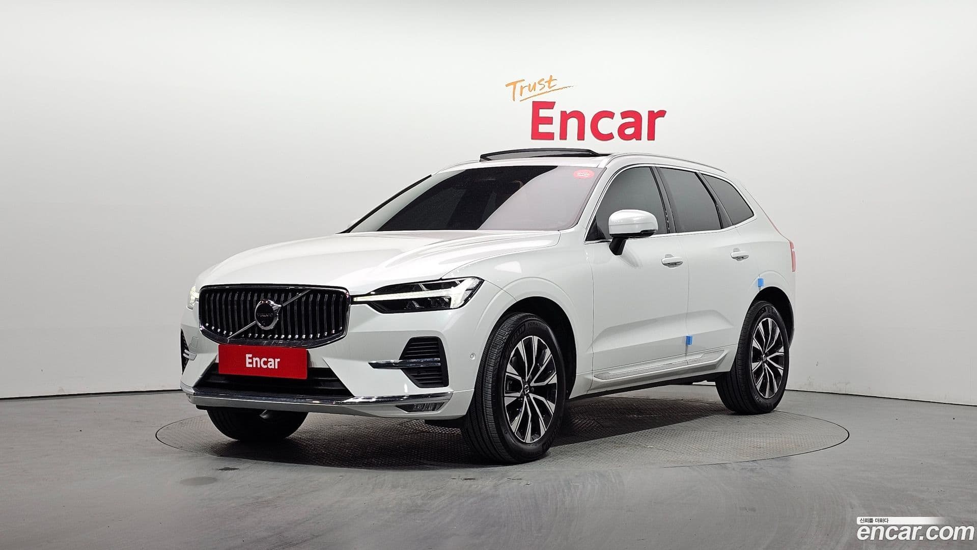 Main__Slider__Photo:XC60 Volvo 2024.11-0