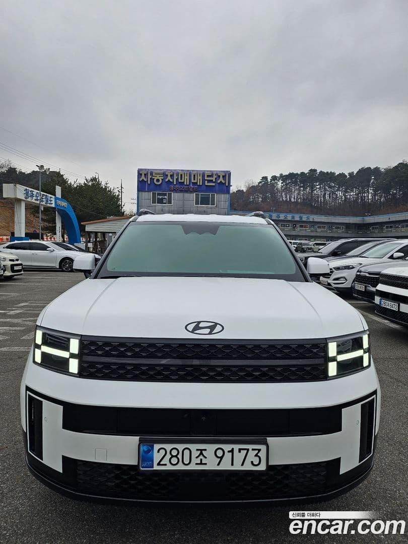 Main__Slider__Photo:Santafe Hyundai 2023.10-0