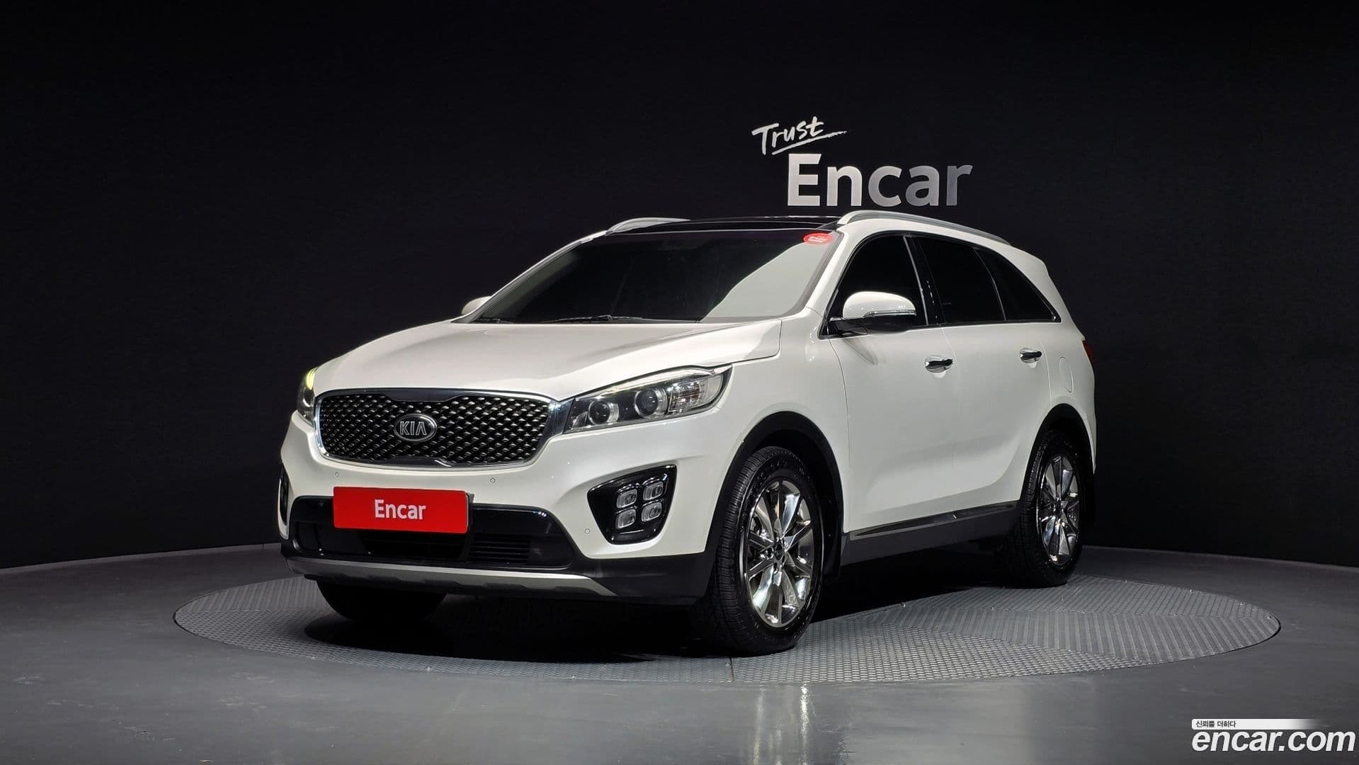 Main__Slider__Photo:Sorento Kia 2014.11-0