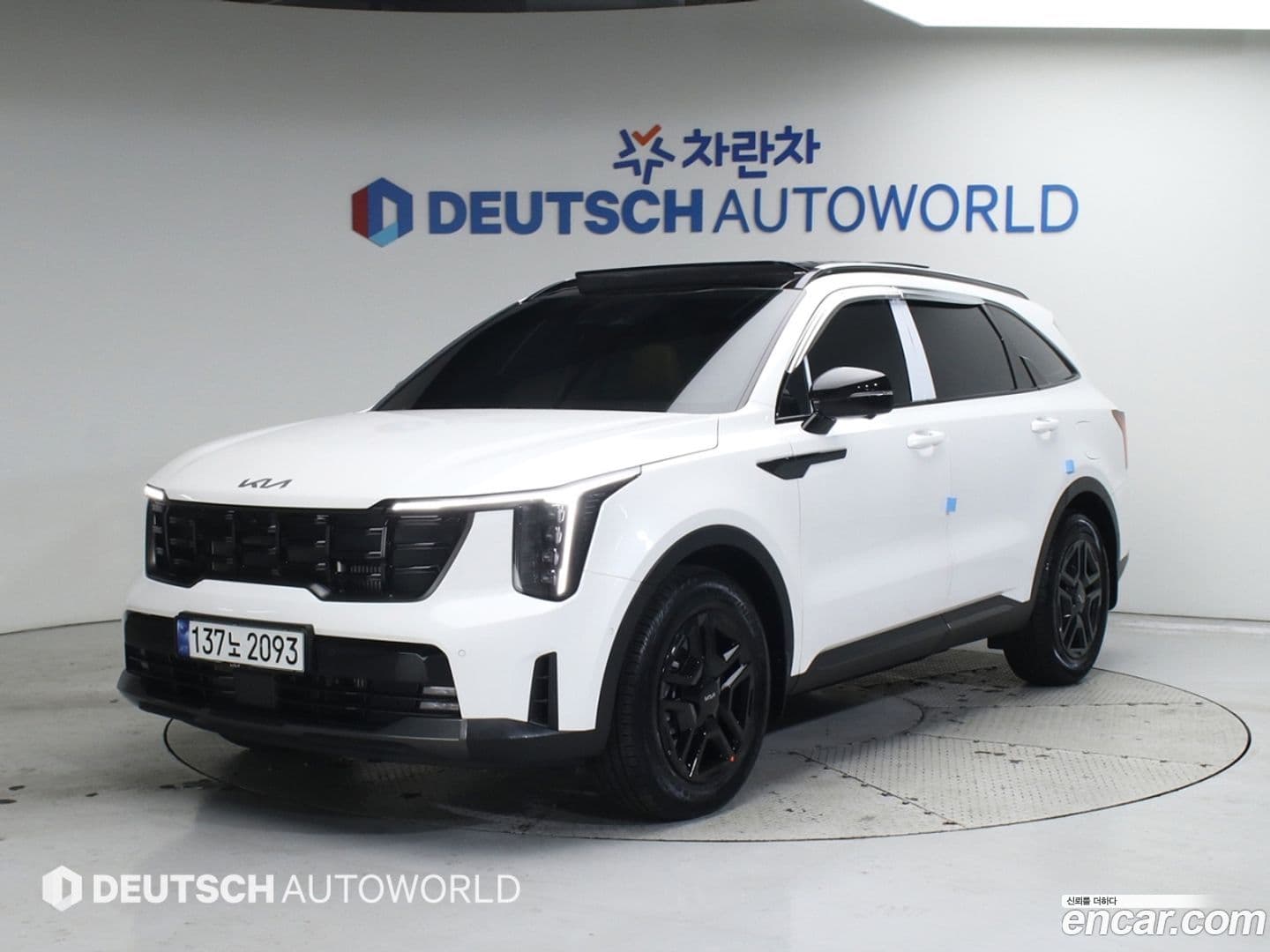 Main__Slider__Photo:Sorento Kia 2025.0-0