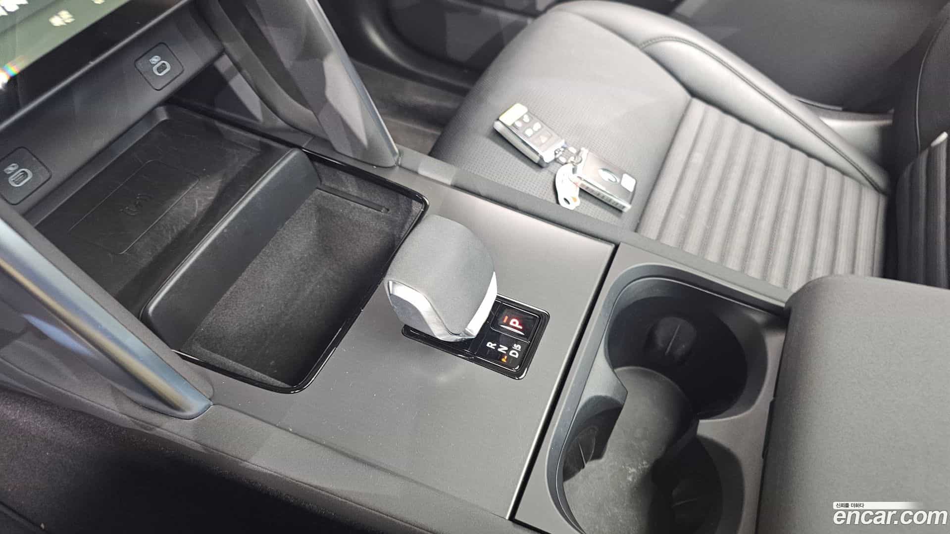 Discovery Sport Land Rover 2024.8-INNER-009