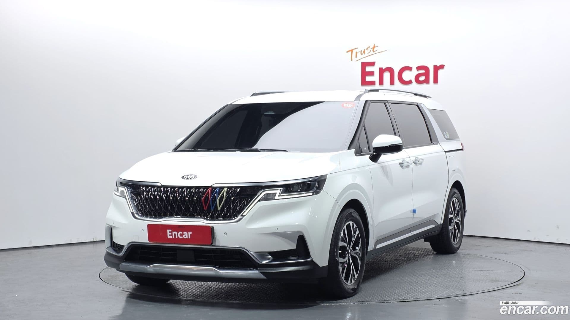 Main__Slider__Photo:Canival Kia 2021.3-0