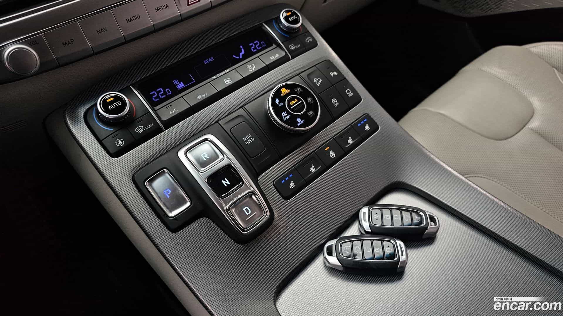 Palisade Hyundai 2019.1-INNER-009