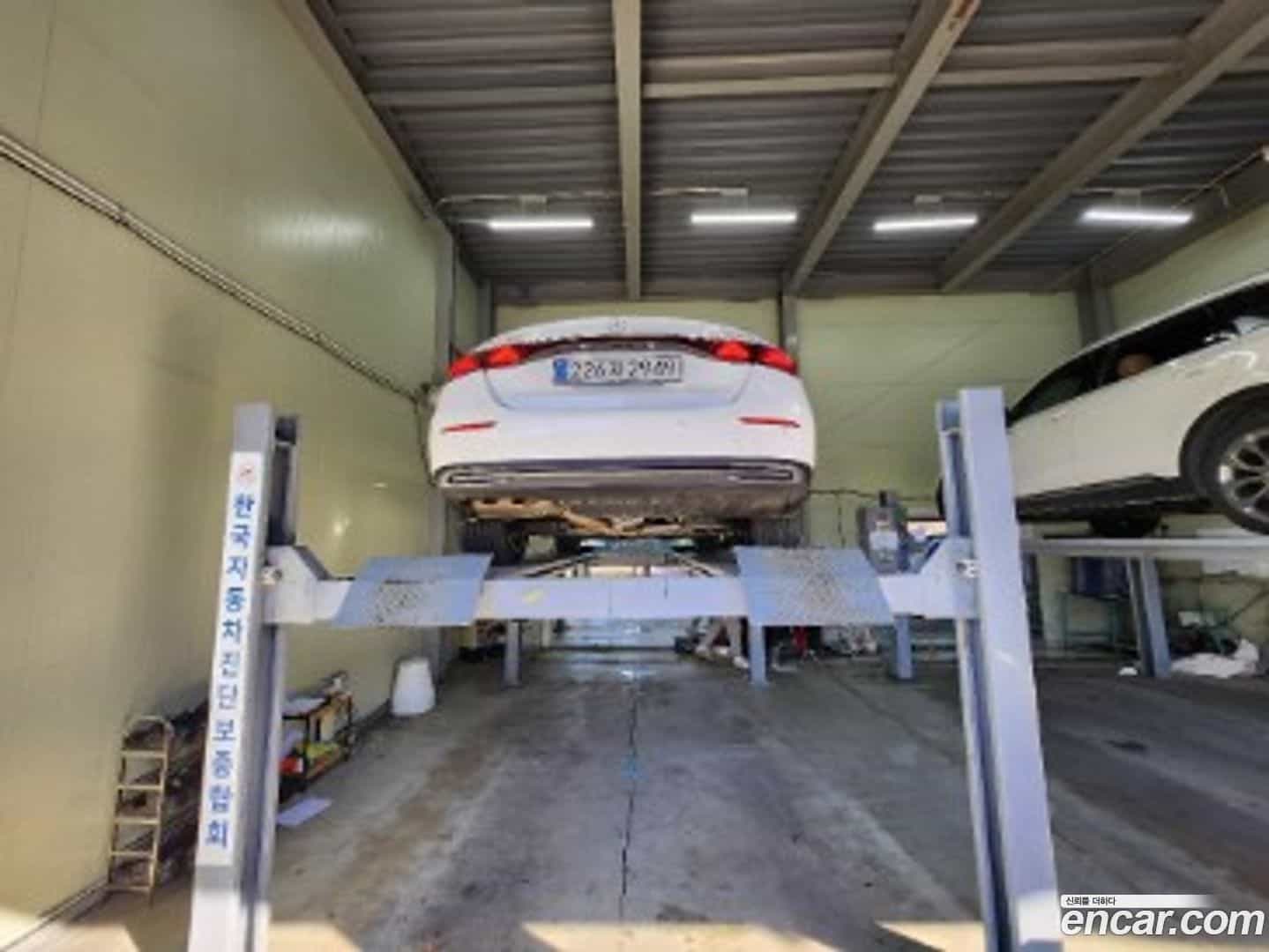E-Class Mercedes-Benz 2024.11-OUTER-002