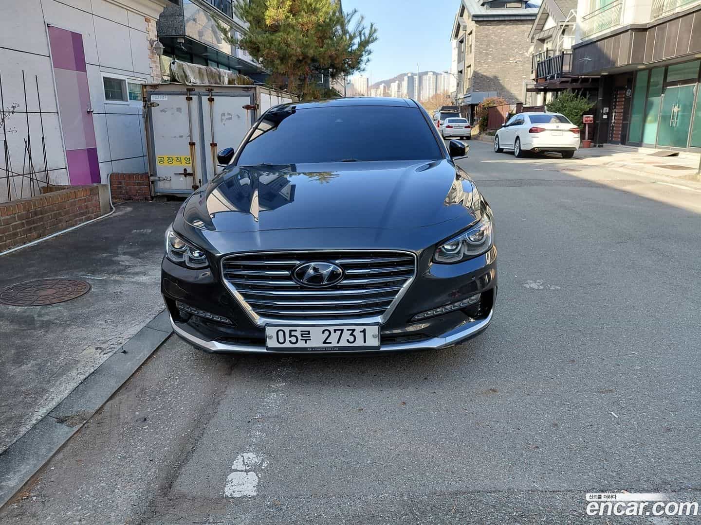 Grandeur Hyundai 2017.3-OUTER-001