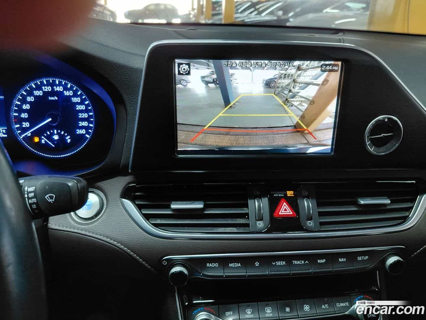 Grandeur Hyundai 2017.3-INNER-008