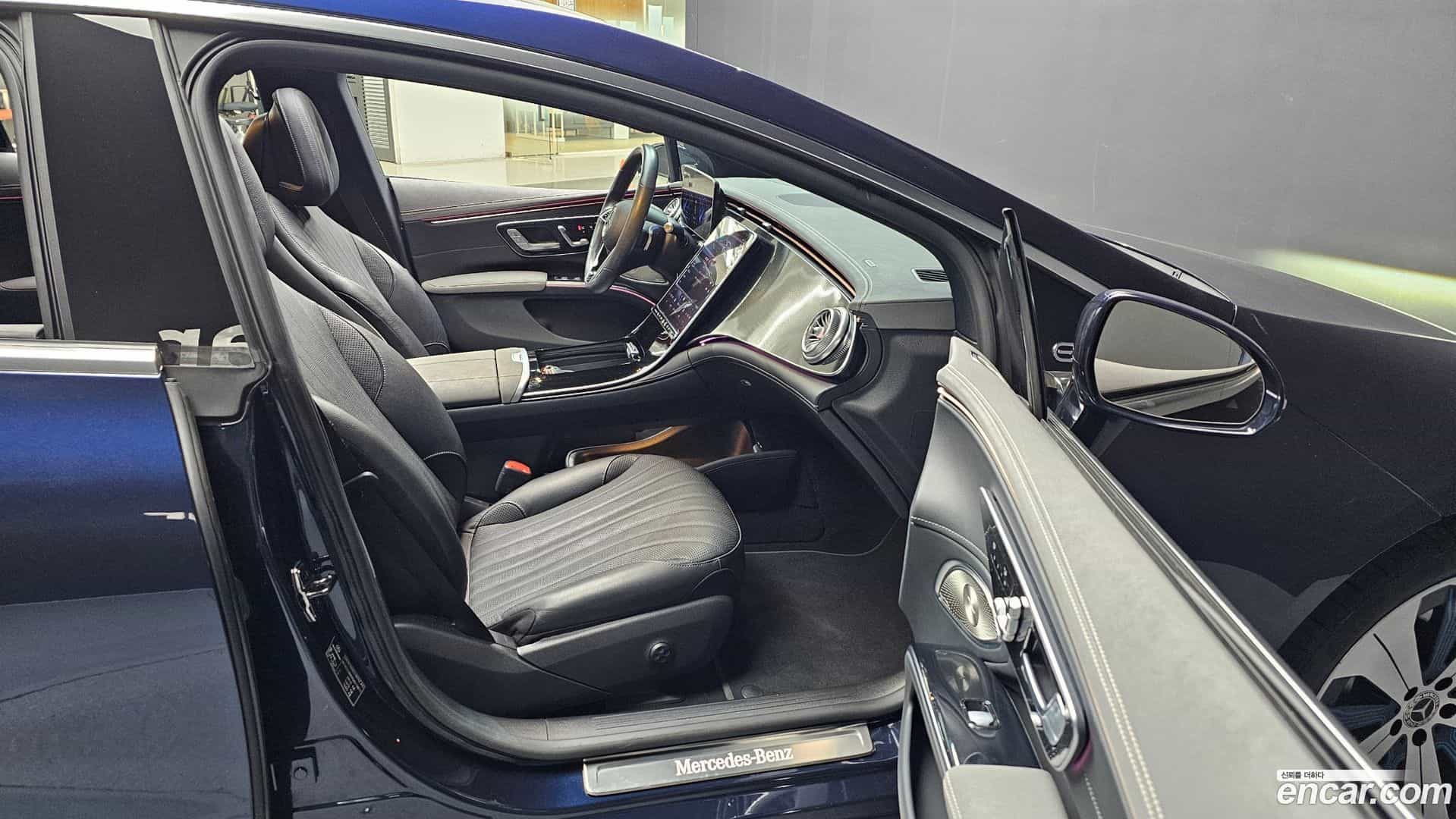 EQS Mercedes-Benz 2022.9-INNER-010
