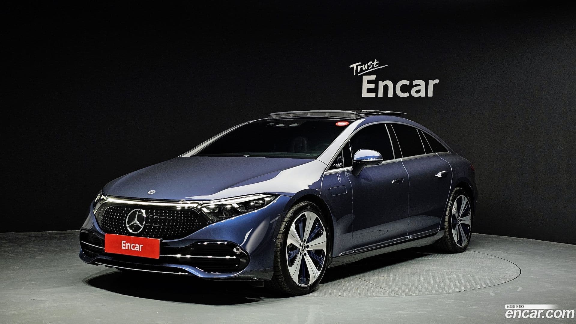 Main__Slider__Photo:EQS Mercedes-Benz 2022.8-0