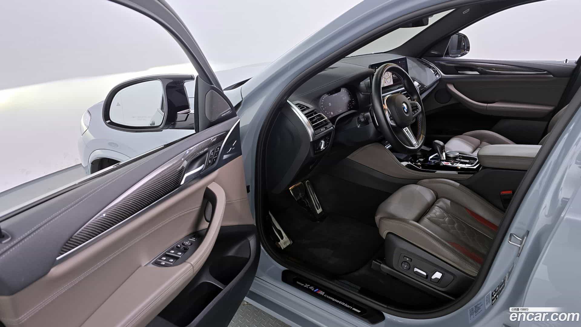 X4M BMW 2023.6-INNER-010