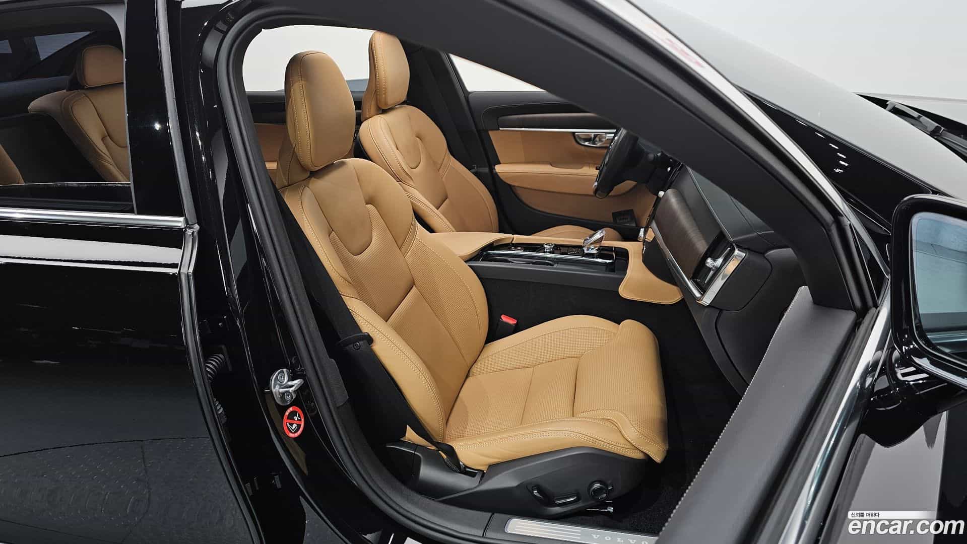S90 Volvo 2023.0-INNER-010