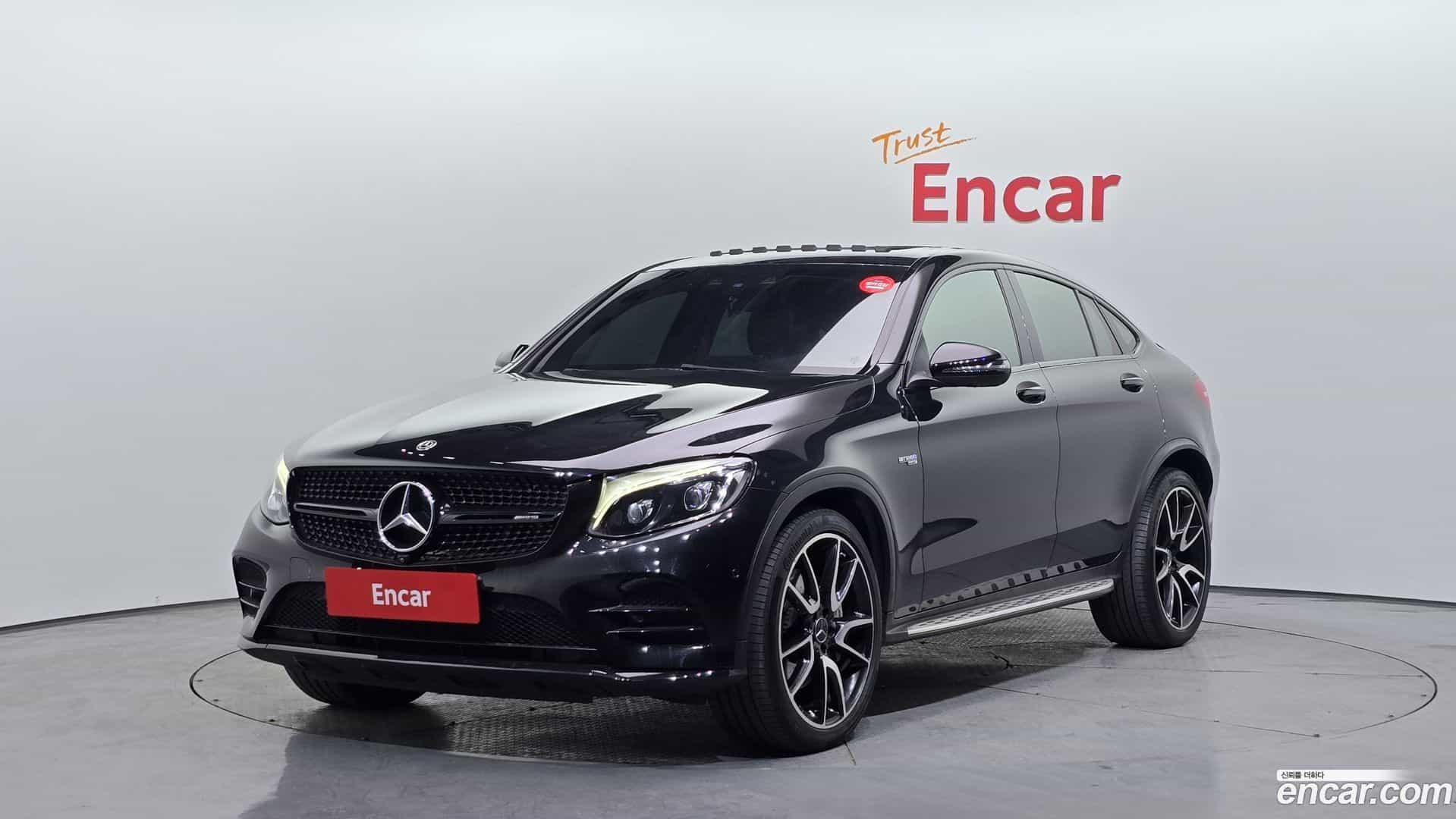 GLC-Class Mercedes-Benz 2019.11-OUTER-001