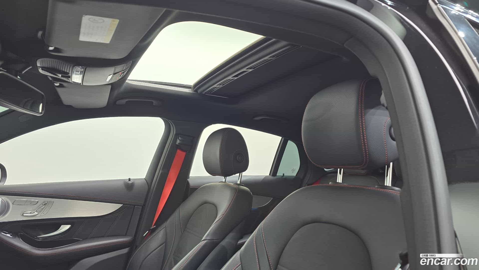 GLC-Class Mercedes-Benz 2019.11-OPTION-023