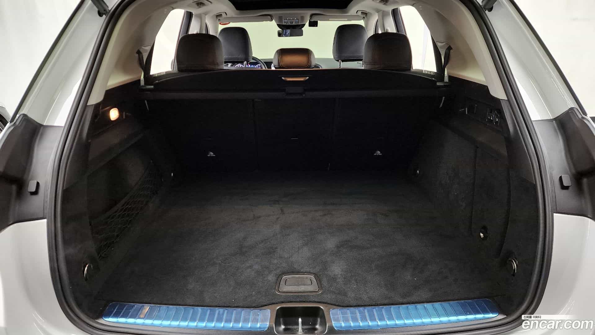 GLE-Class Mercedes-Benz 2025.4-OPTION-024