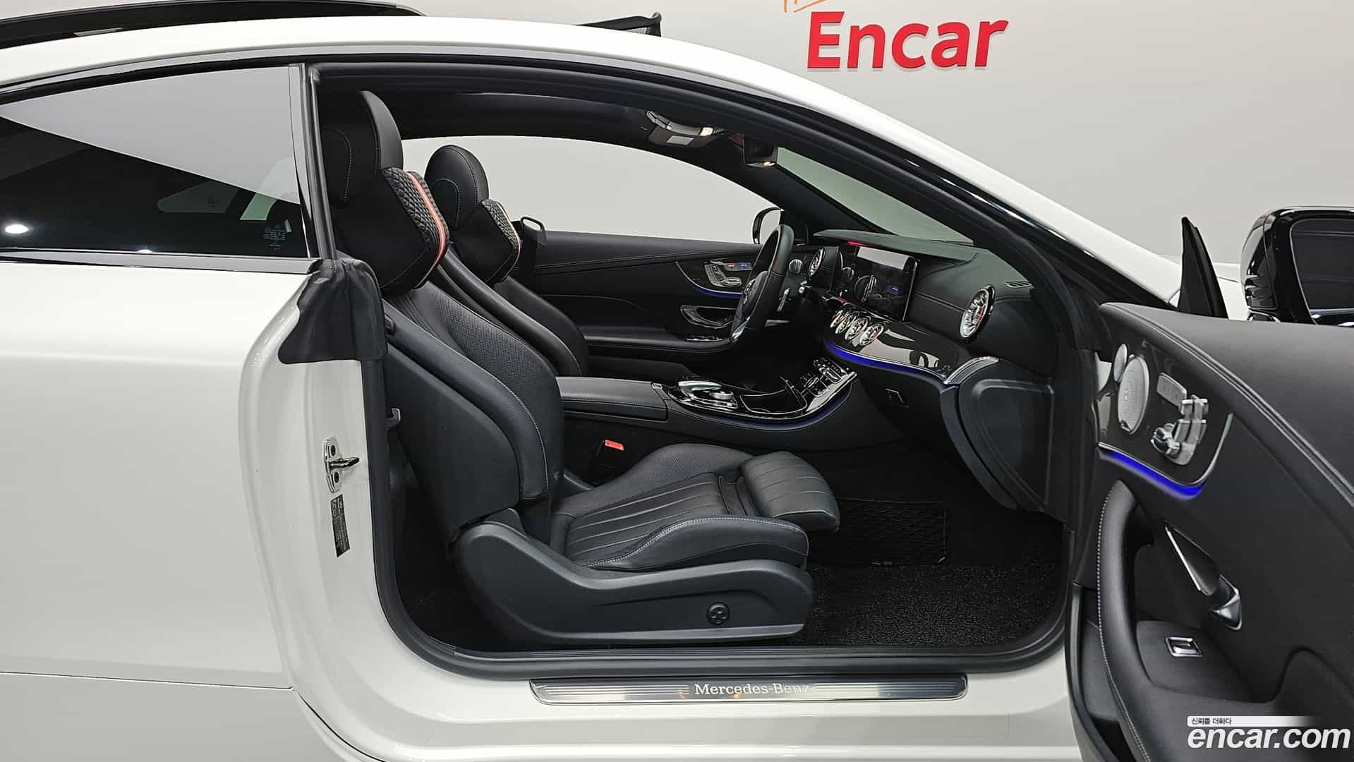 E-Class Mercedes-Benz 2019.6-OPTION-015