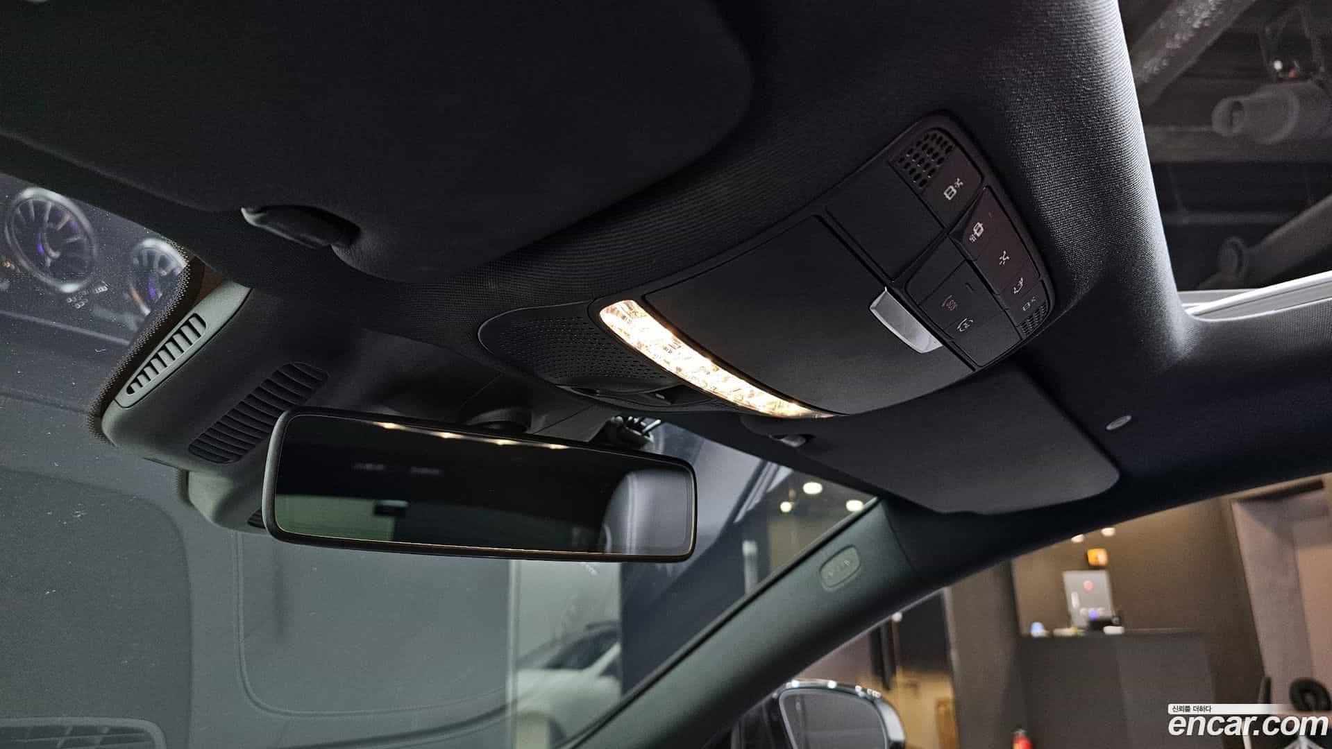 E-Class Mercedes-Benz 2019.6-OPTION-017