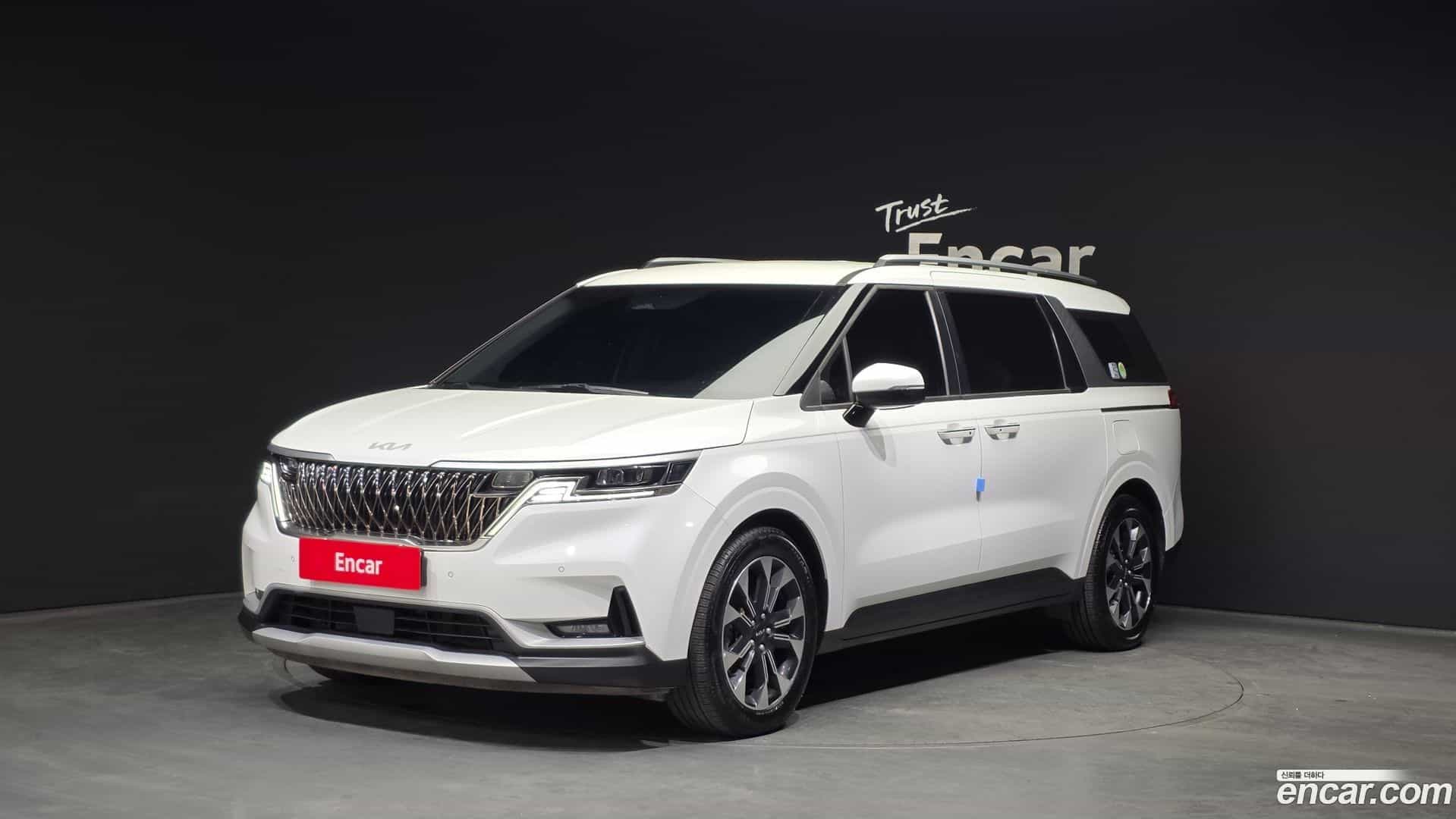 Canival Kia 2022.10-OUTER-001