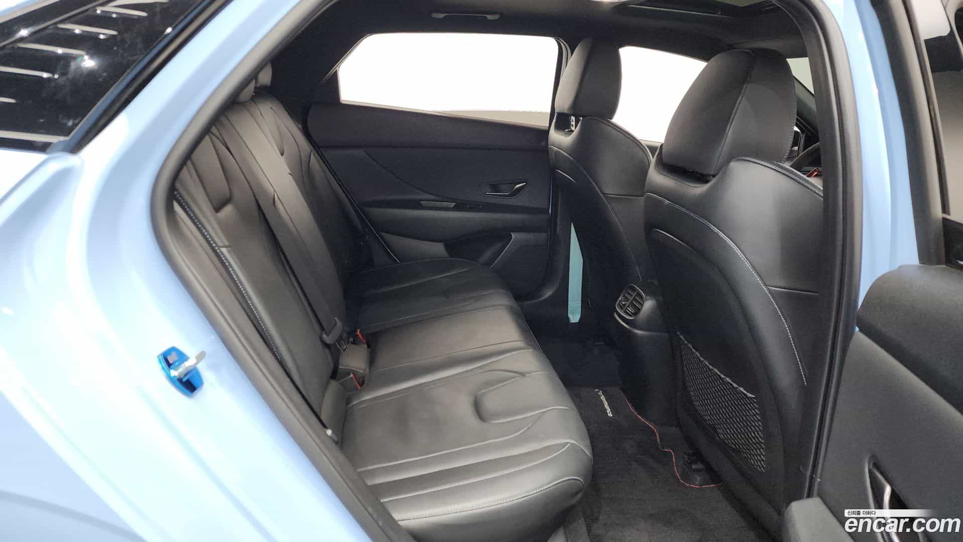 AVANTE Hyundai 2022.7-OPTION-016