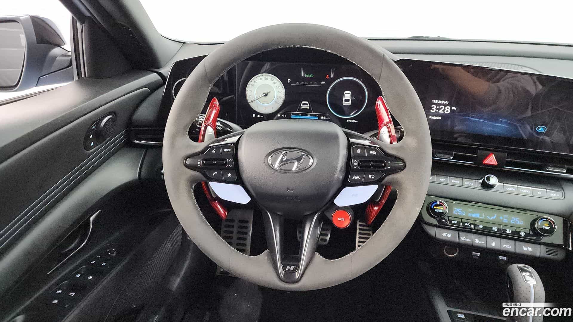 AVANTE Hyundai 2022.7-OPTION-017
