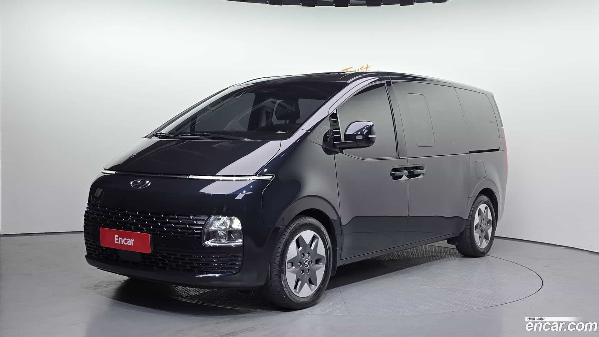 Staria Hyundai 2021.9-OUTER-001