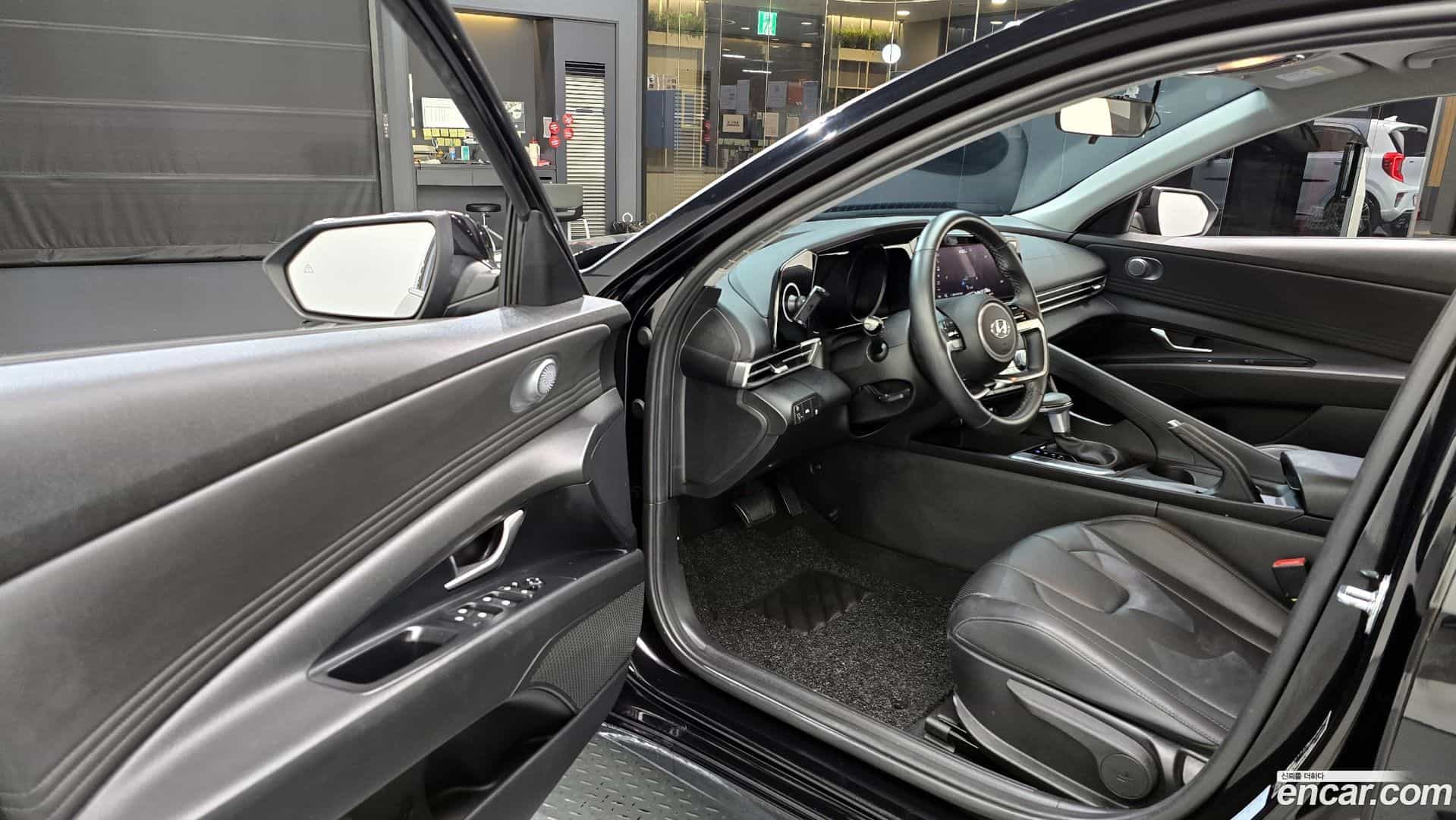 AVANTE Hyundai 2020.4-OPTION-015