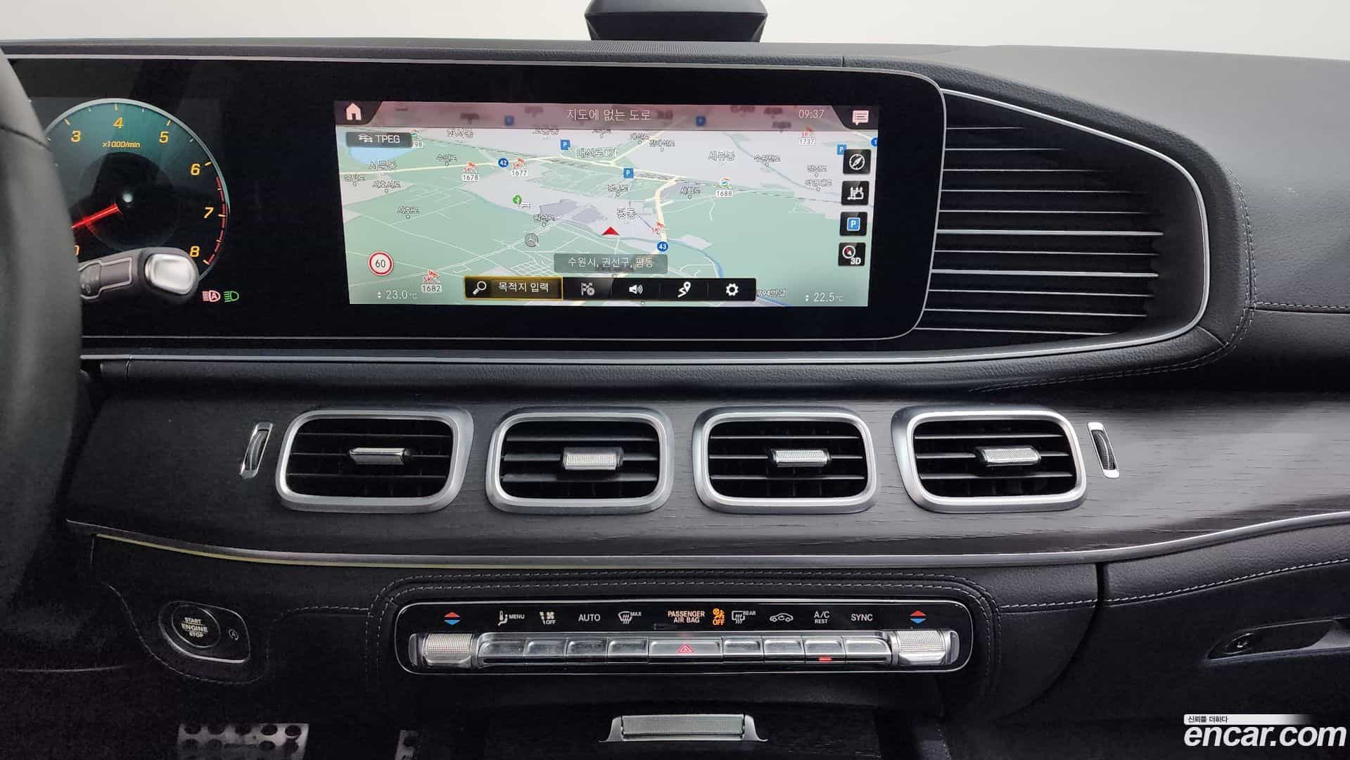 GLE-Class Mercedes-Benz 2021.10-OPTION-019
