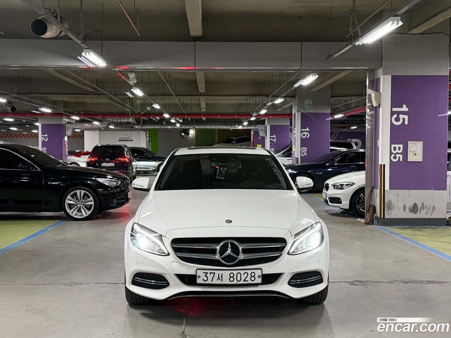 Main__Slider__Photo:C-Class Mercedes-Benz 2015.0-0