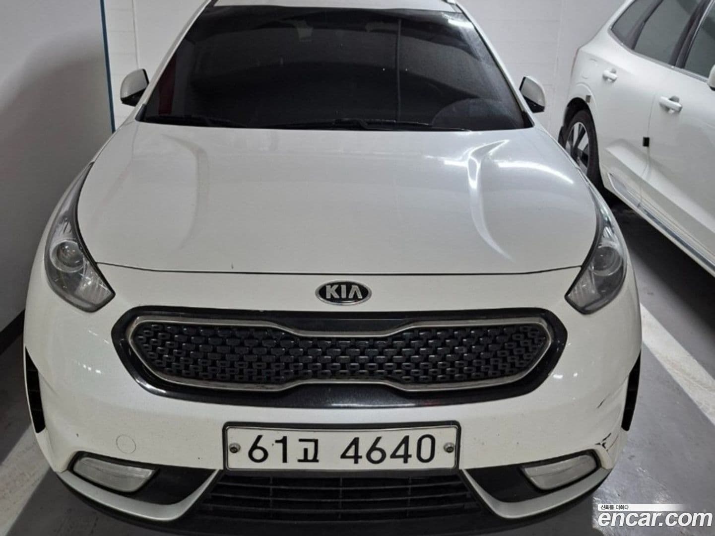Main__Slider__Photo:Niro Kia 2016.11-0