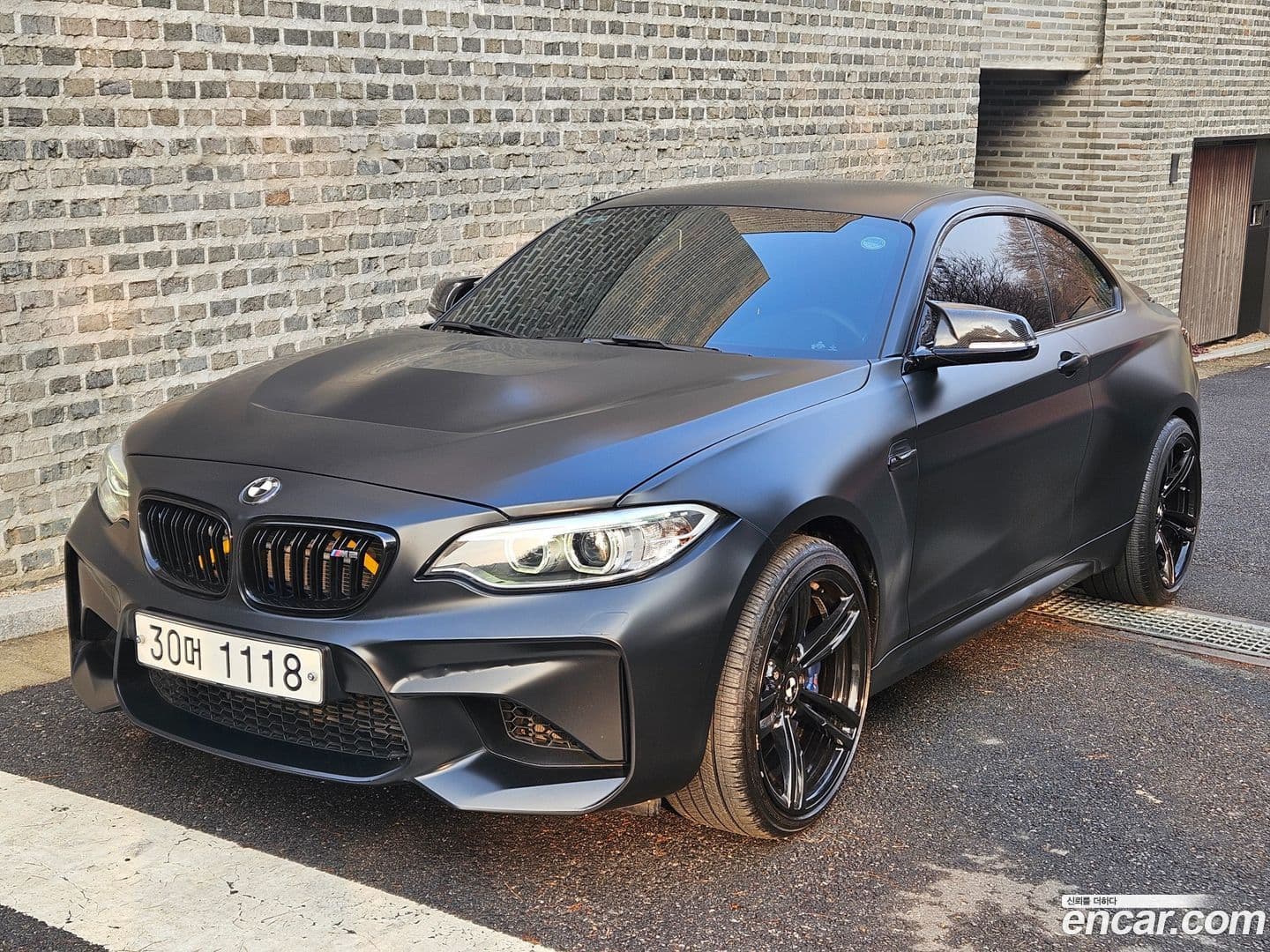 Main__Slider__Photo:M2 BMW 2017.10-0