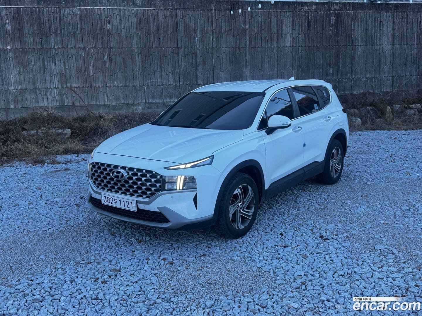 Main__Slider__Photo:Santafe Hyundai 2021.3-0