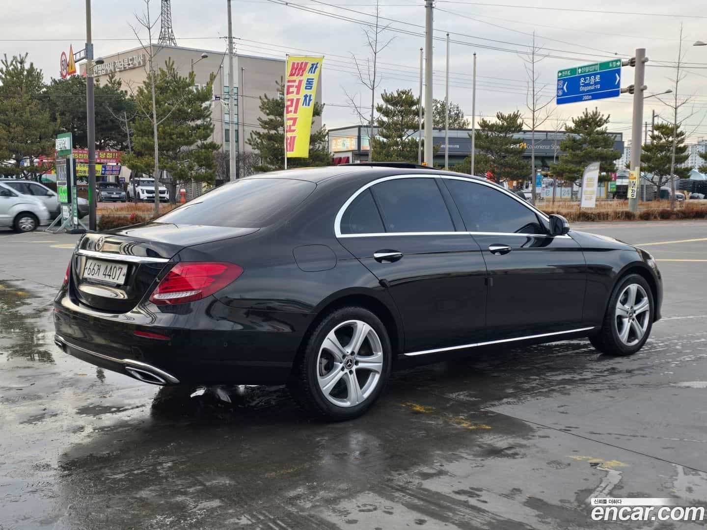 E-Class Mercedes-Benz 2018.0-OUTER-002