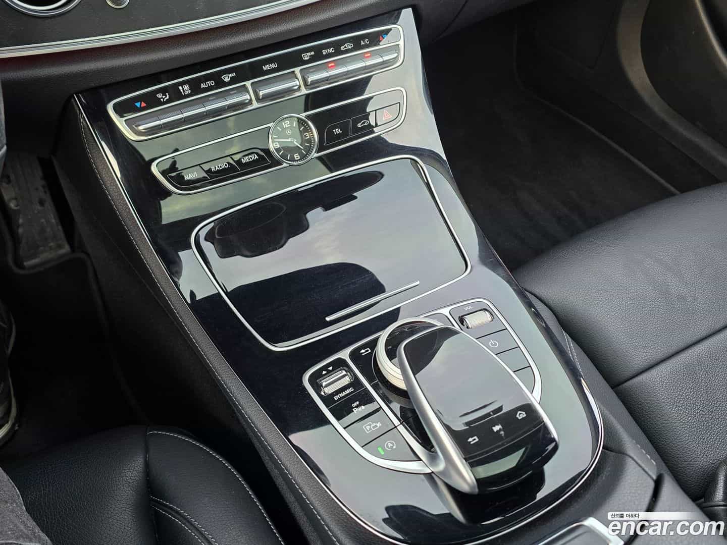 E-Class Mercedes-Benz 2018.0-OPTION-015