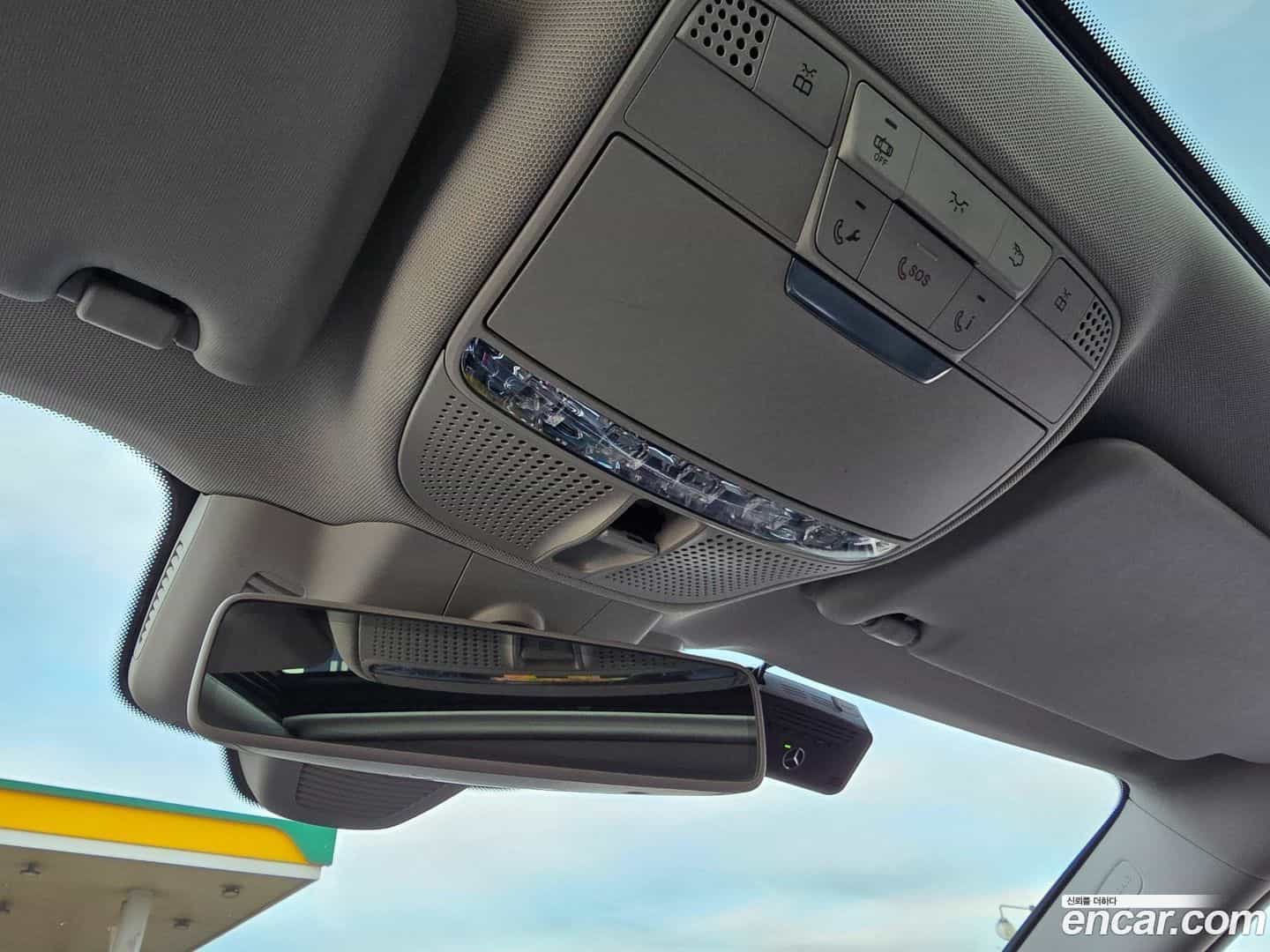 E-Class Mercedes-Benz 2018.0-OPTION-023