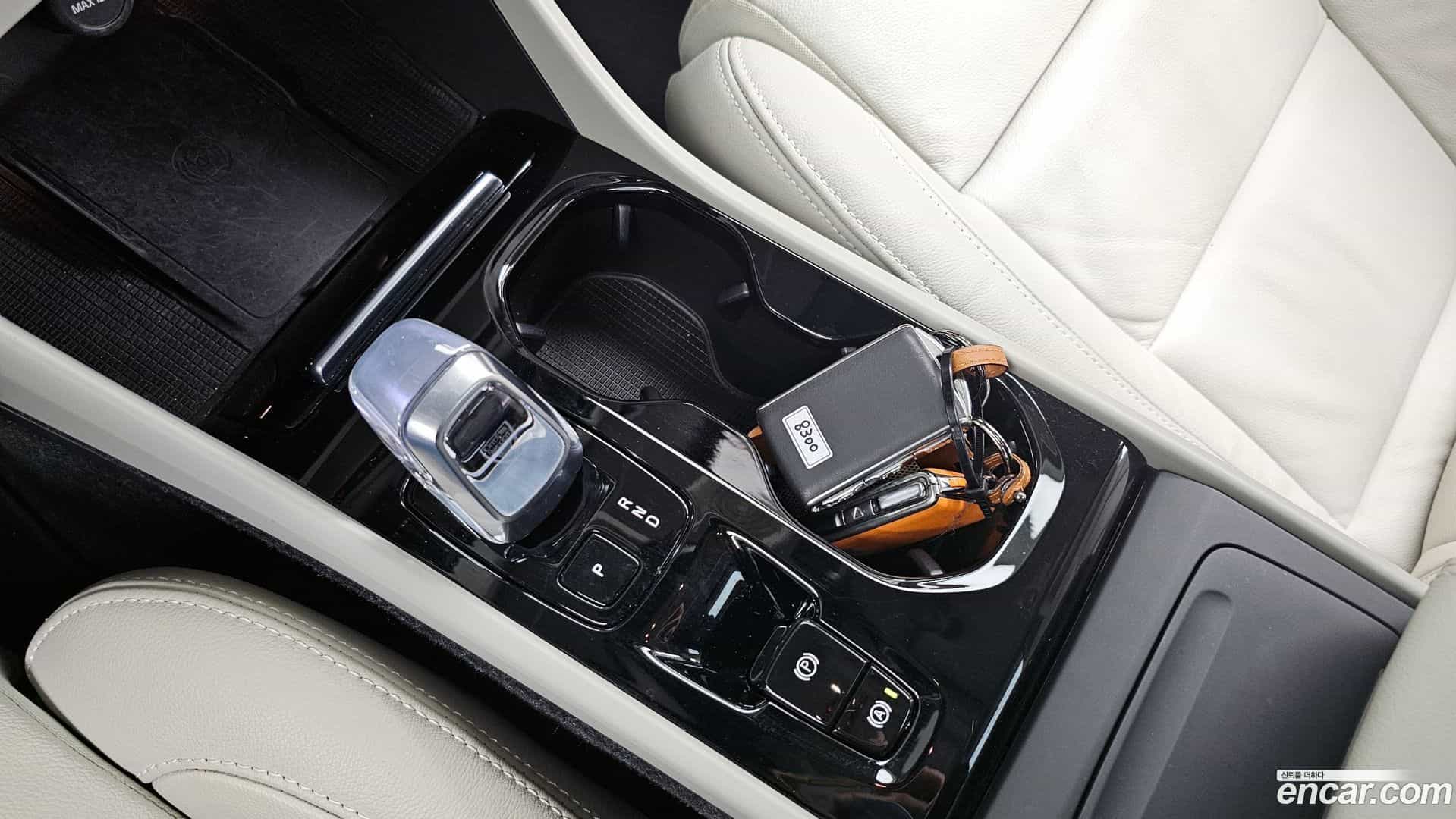 XC40 Volvo 2022.8-INNER-009