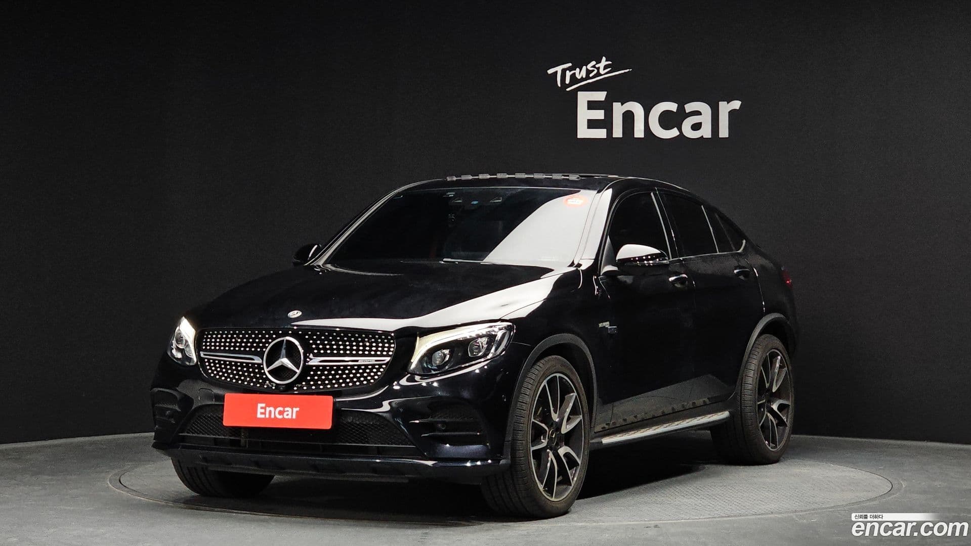 Main__Slider__Photo:GLC-Class Mercedes-Benz 2019.11-0
