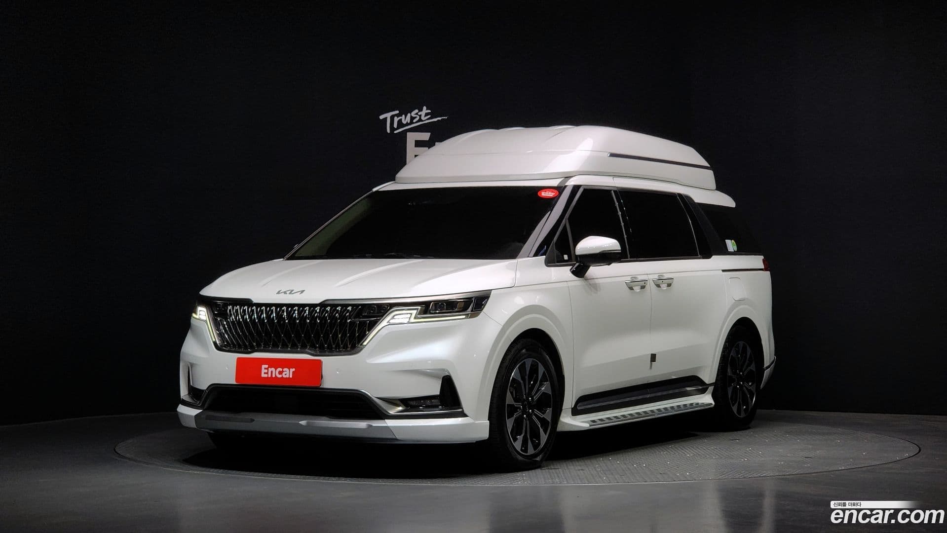 Main__Slider__Photo:Canival Kia 2021.8-0