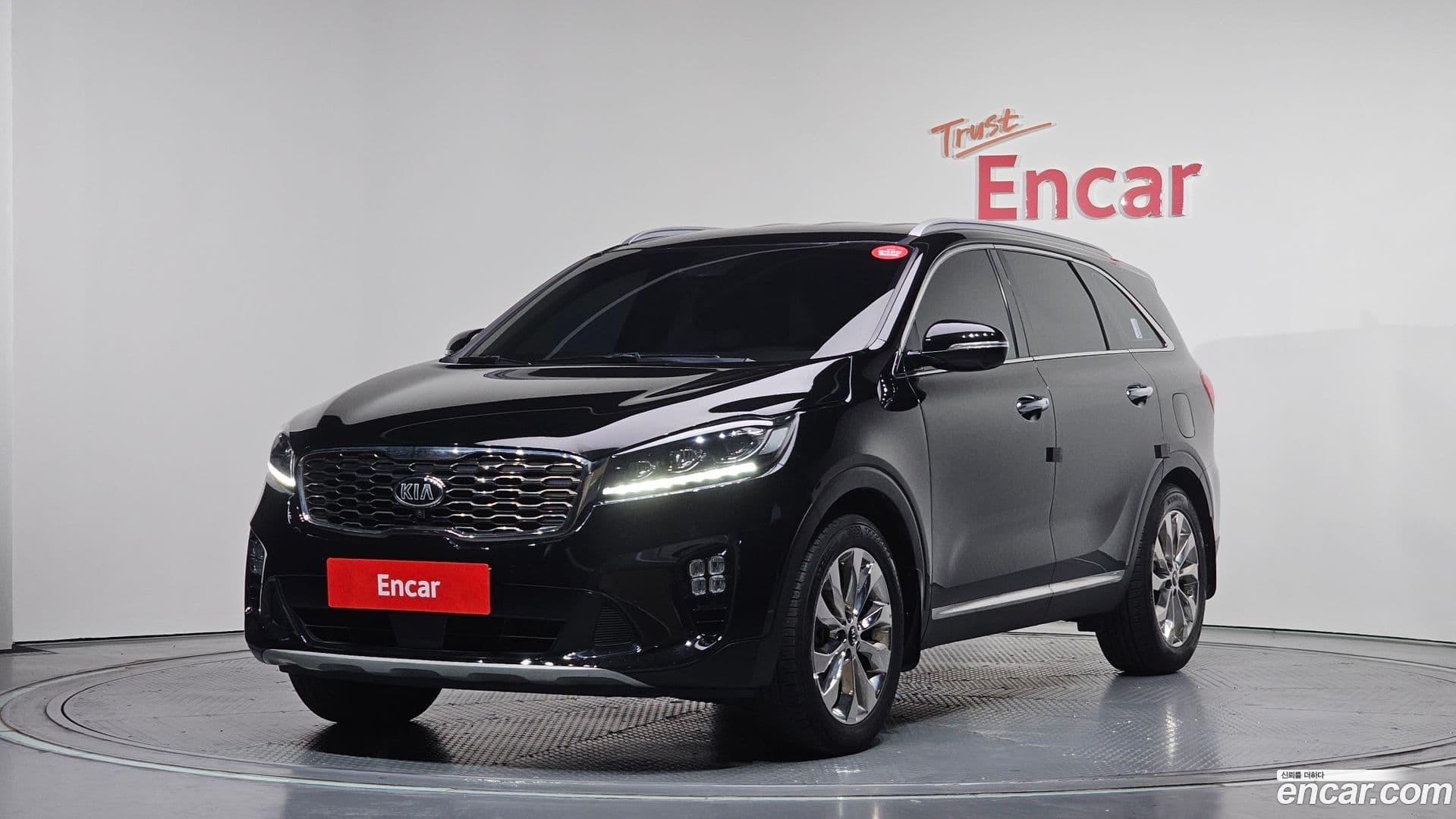 Main__Slider__Photo:Sorento Kia 2019.2-0