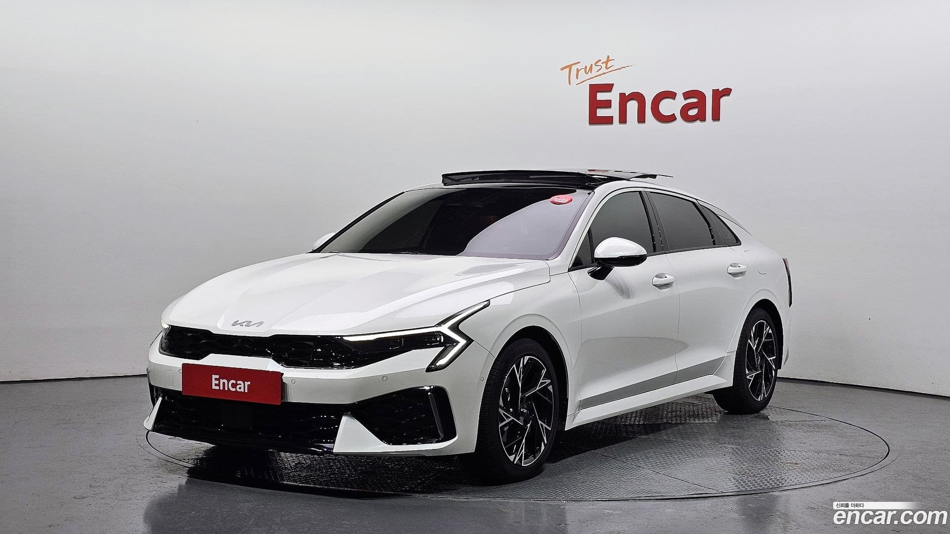 Main__Slider__Photo:K5 Kia 2023.11-0