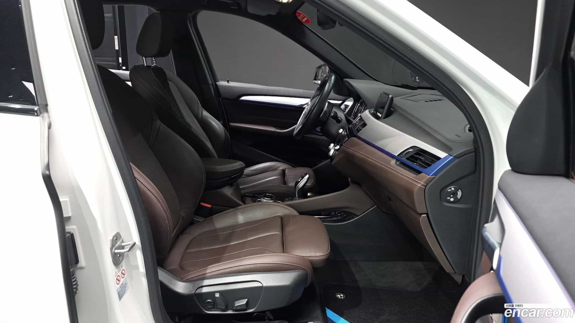 X1 BMW 2021.1-INNER-010