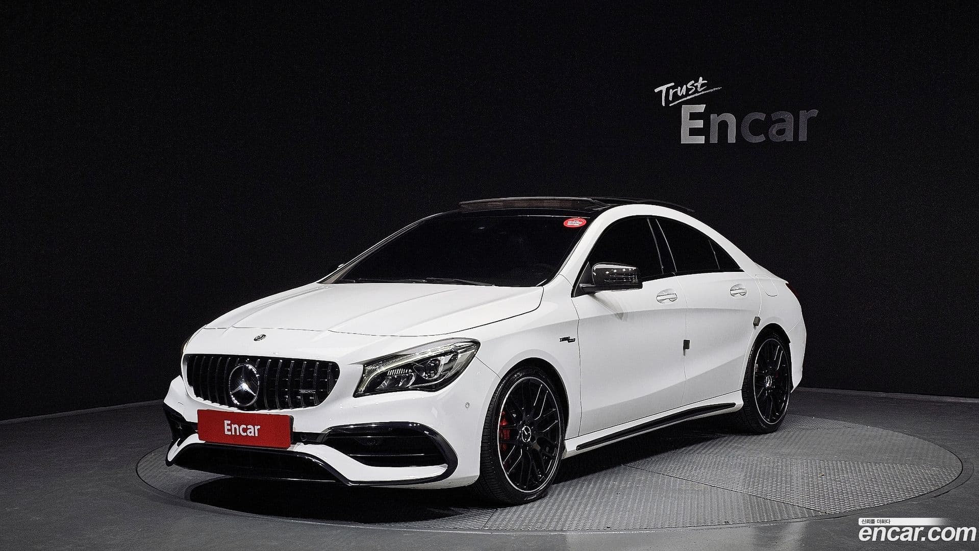 Main__Slider__Photo:CLA-Class Mercedes-Benz 2018.5-0